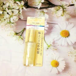 Serum dưỡng da, chống lão hóa Shiseido Aqualabel Royal màu vàng