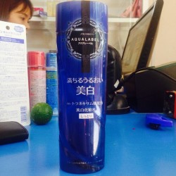 Nước hoa hồng Shiseido Aqualabel White Up Lotion màu xanh