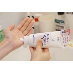 Sữa rửa mặt Shiseido Senka Perfect White Clay màu trắng  120g